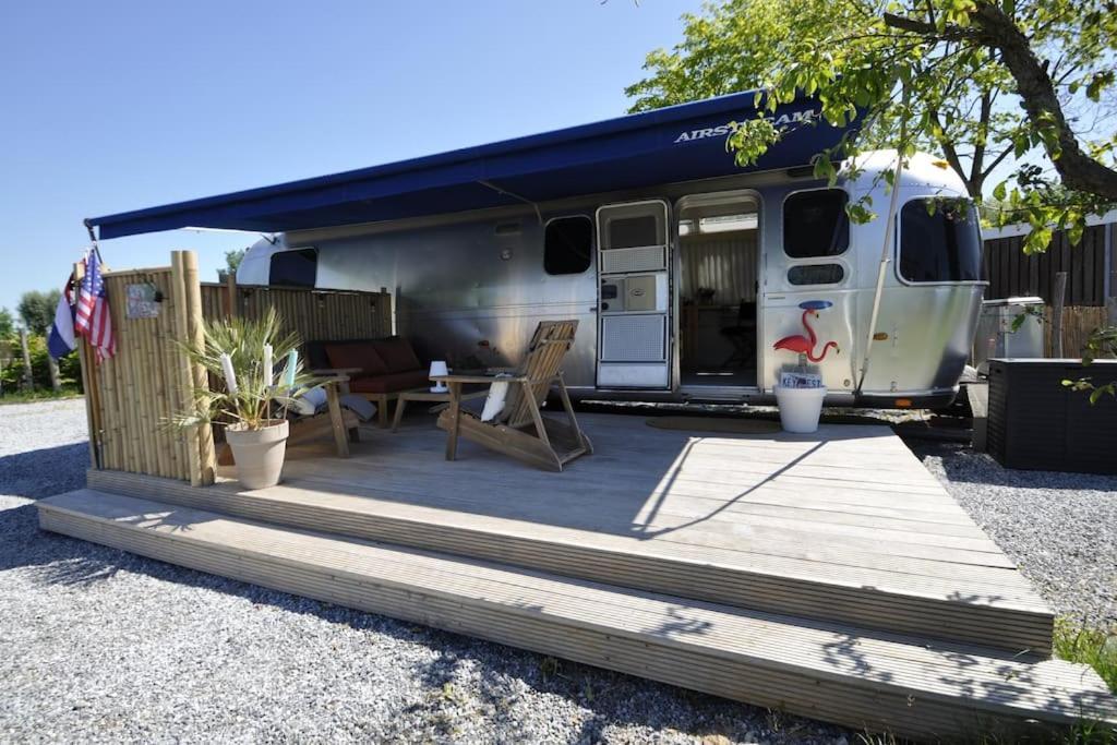 Airstream Retro Usa Caravan Earnewald Ngoại thất bức ảnh