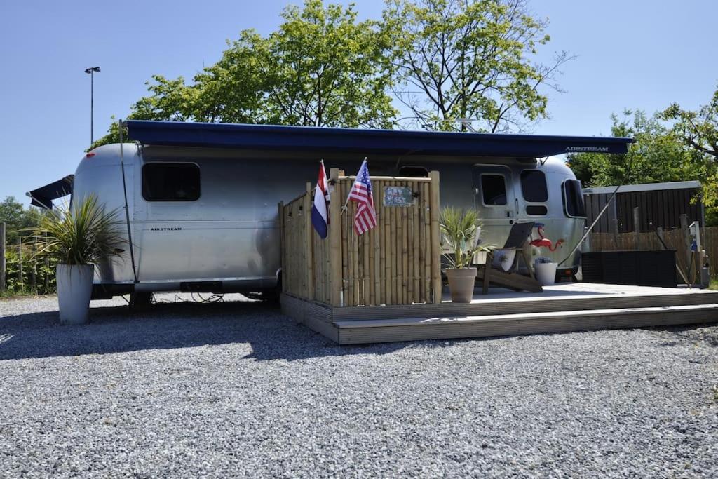 Airstream Retro Usa Caravan Earnewald Ngoại thất bức ảnh