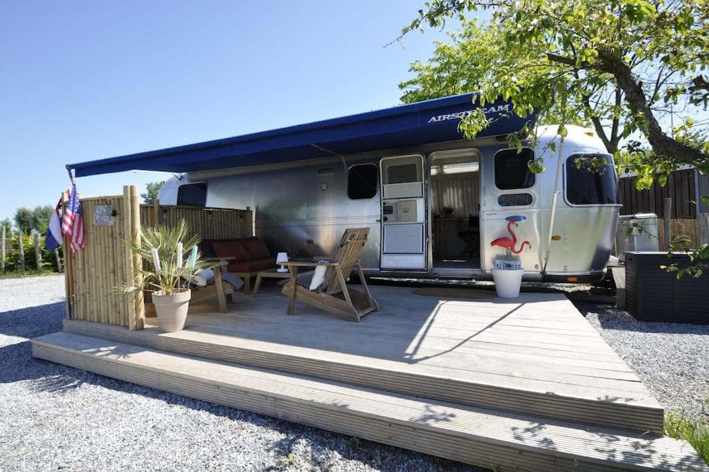 Airstream Retro Usa Caravan Earnewald Ngoại thất bức ảnh